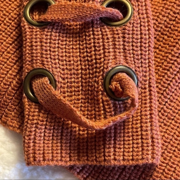 ✅Host Pick✅ Miracle USA Cropped Sweater, M/L - Picture 7 of 9